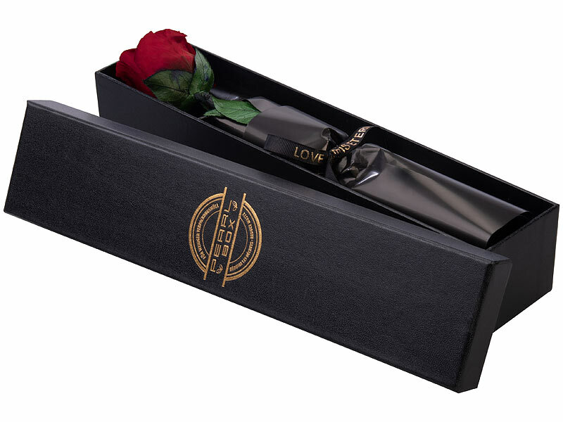 ; Damen Halsketten mit Blattgold-Anhängern Damen Halsketten mit Blattgold-Anhängern Damen Halsketten mit Blattgold-Anhängern